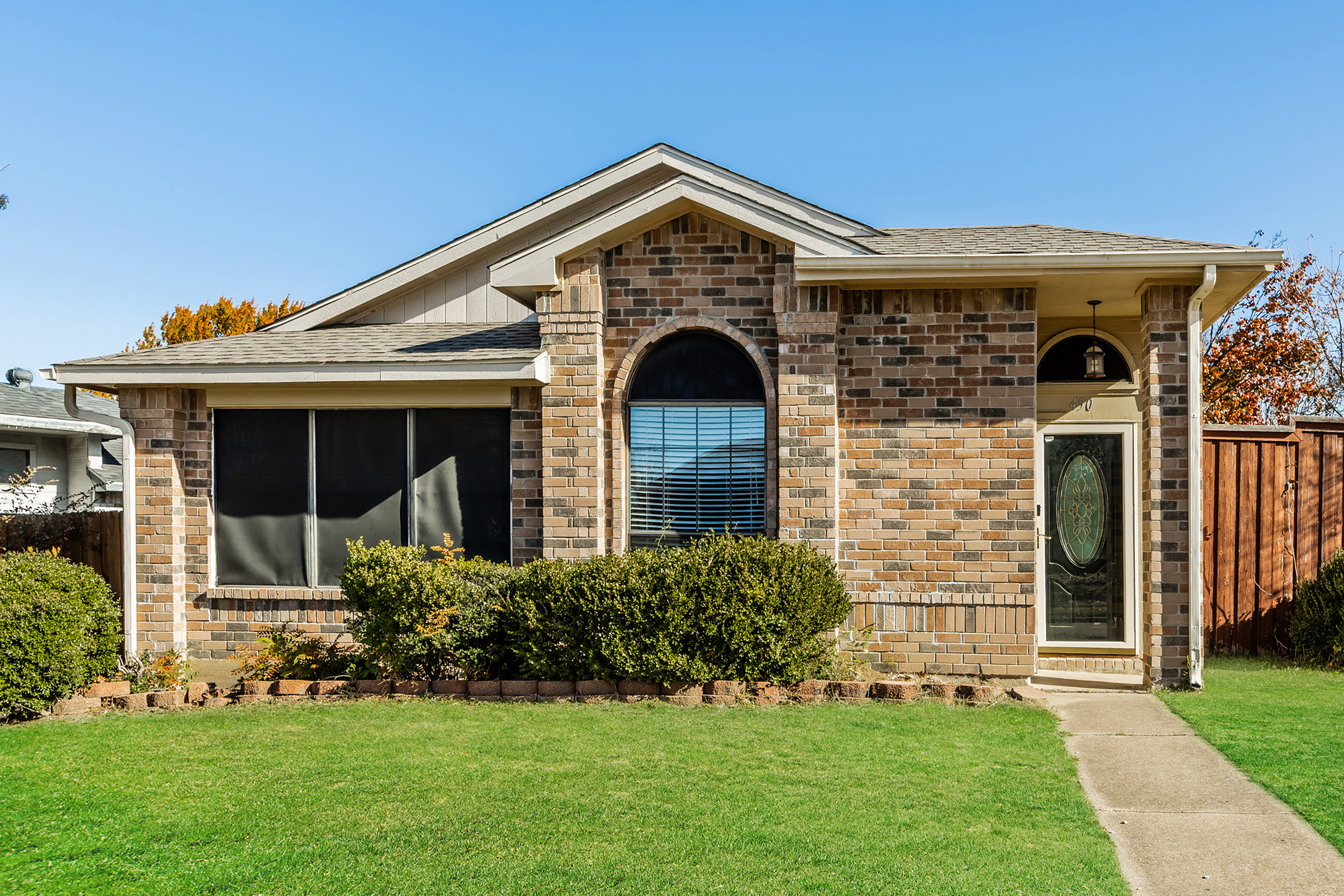 450 Appomattox Dr Mesquite, TX 75149